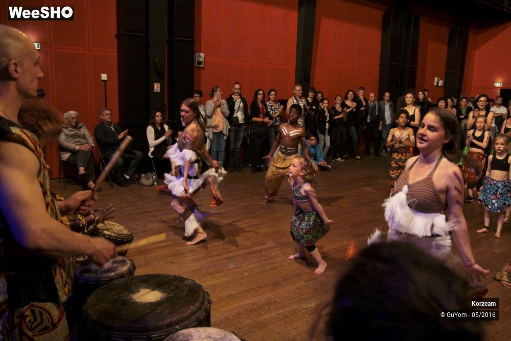 45/46 photos du spectacle Big Bal Africain Danse