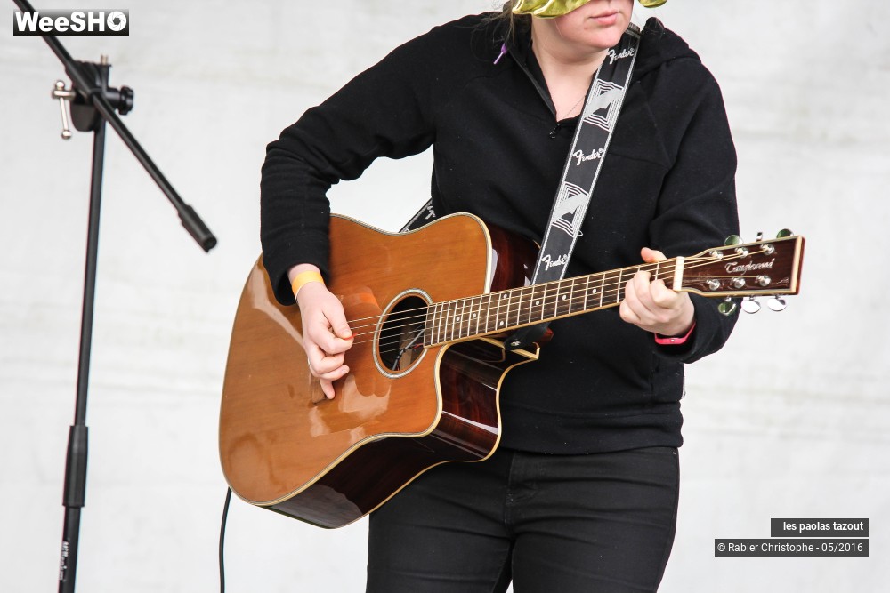 20/22 photos du spectacle les paolas tazout