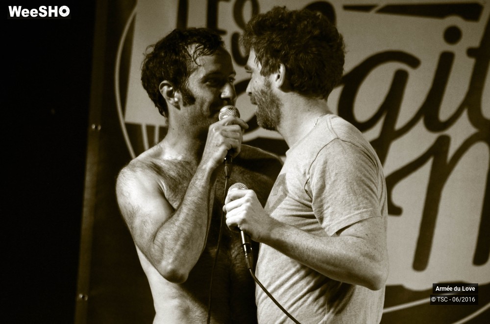 18/32 photos du spectacle Armée du Love