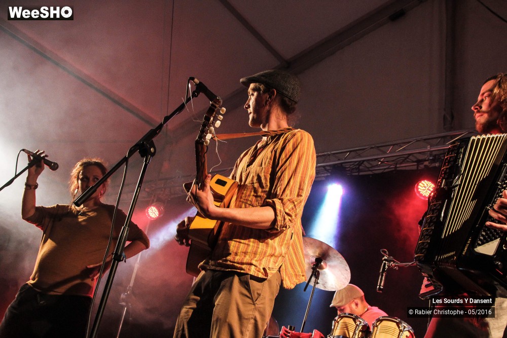 11/42 photos du spectacle Les Sourds Y Dansent