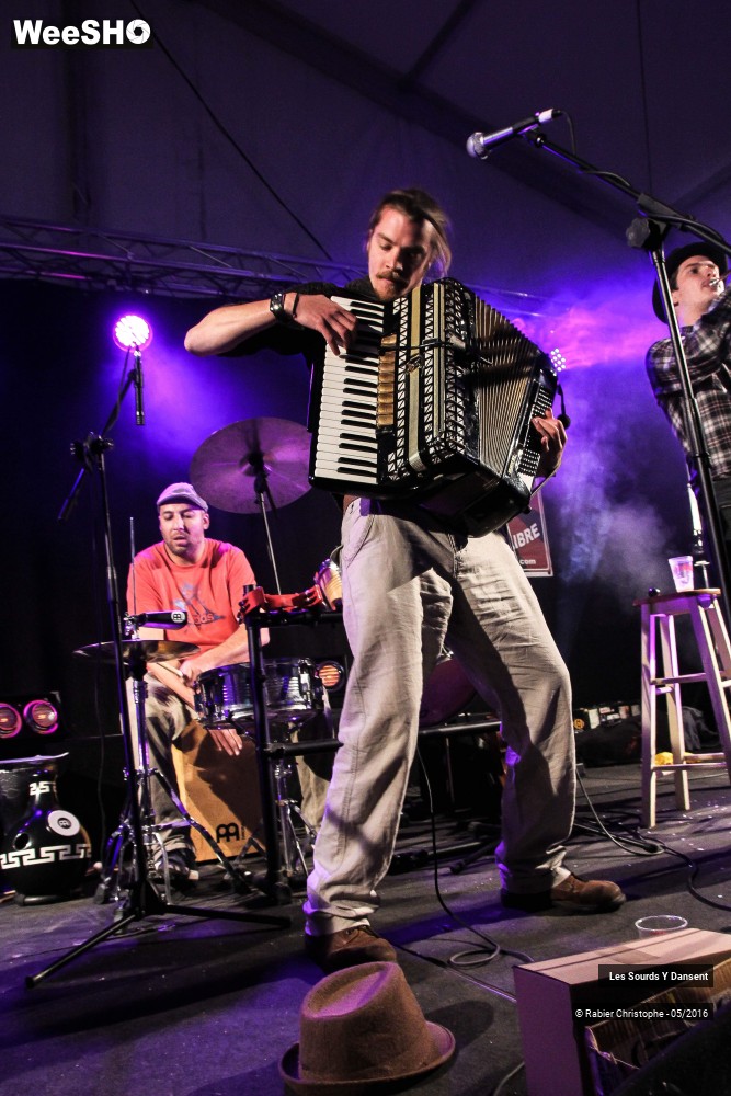 22/42 photos du spectacle Les Sourds Y Dansent