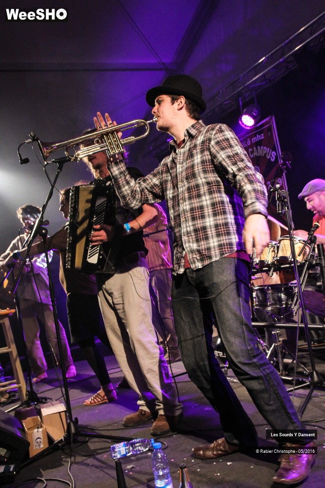 26/42 photos du spectacle Les Sourds Y Dansent