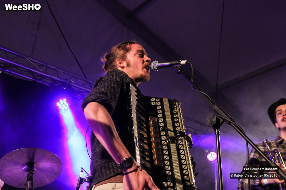 30/42 photos du spectacle Les Sourds Y Dansent