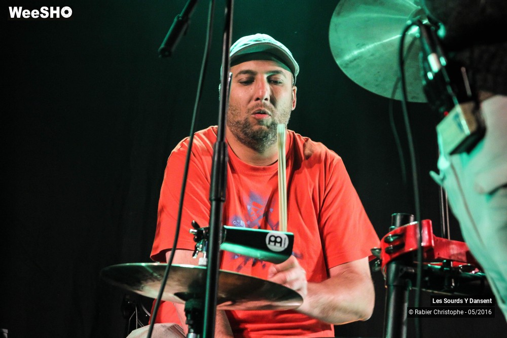 40/42 photos du spectacle Les Sourds Y Dansent