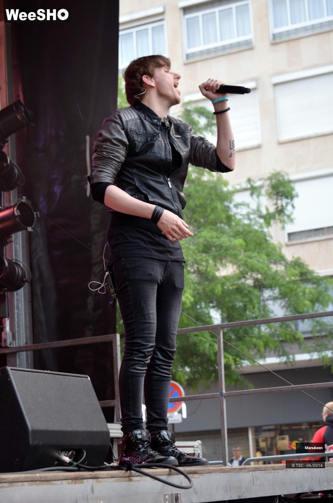 1/22 photos du spectacle Manukeen