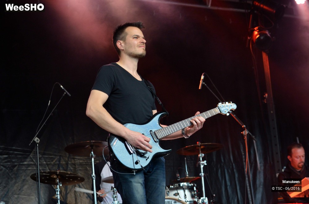 22/22 photos du spectacle Manukeen