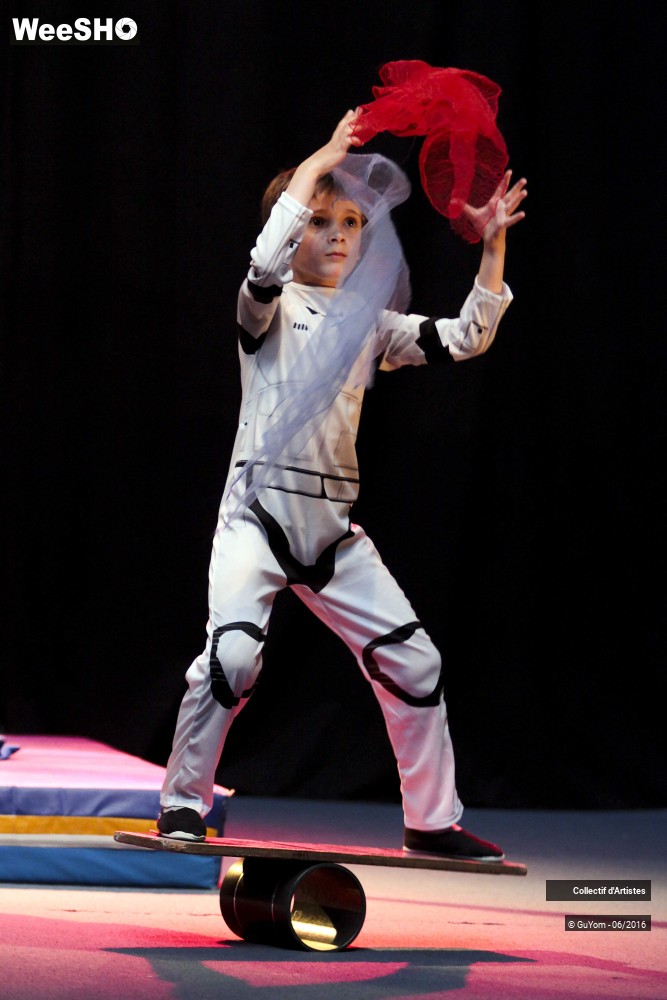 24/28 photos du spectacle Restitution 3 Groupe 1