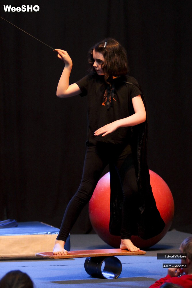 30/34 photos du spectacle Restitution 3 Groupe 3