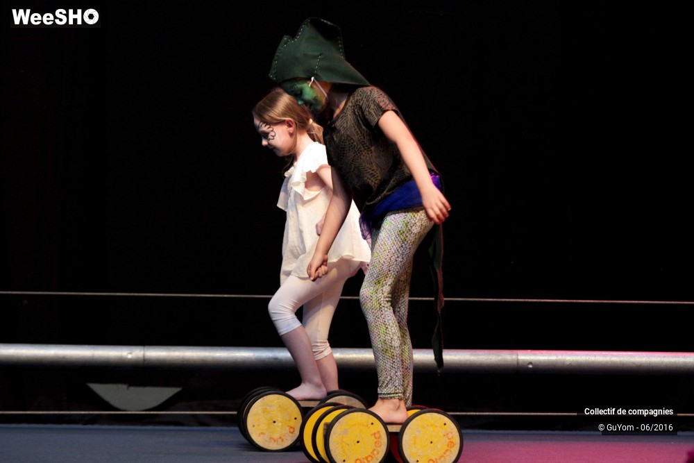 5/36 photos du spectacle Restitution 4 Groupe 2