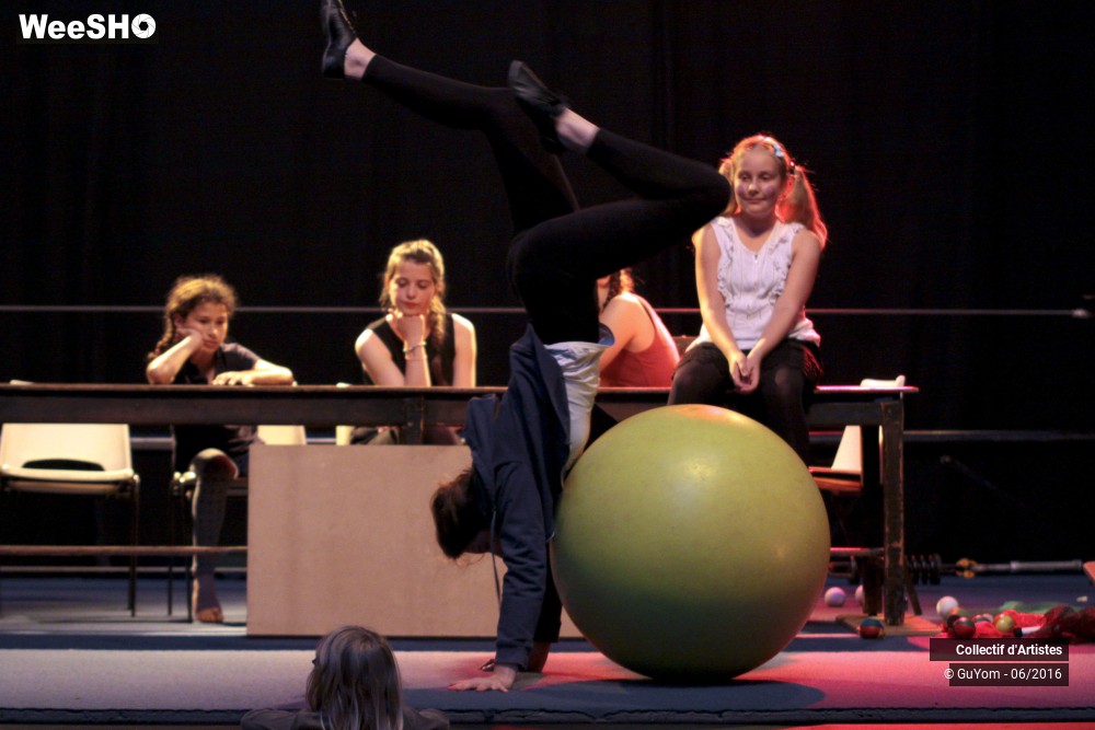 14/31 photos du spectacle Restitution 5 Groupe 3