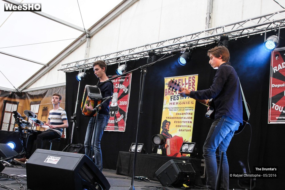 18/27 photos du spectacle The Drumtar's