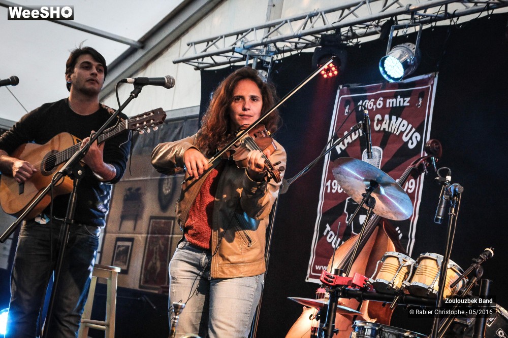 4/33 photos du spectacle Zoulouzbek Band