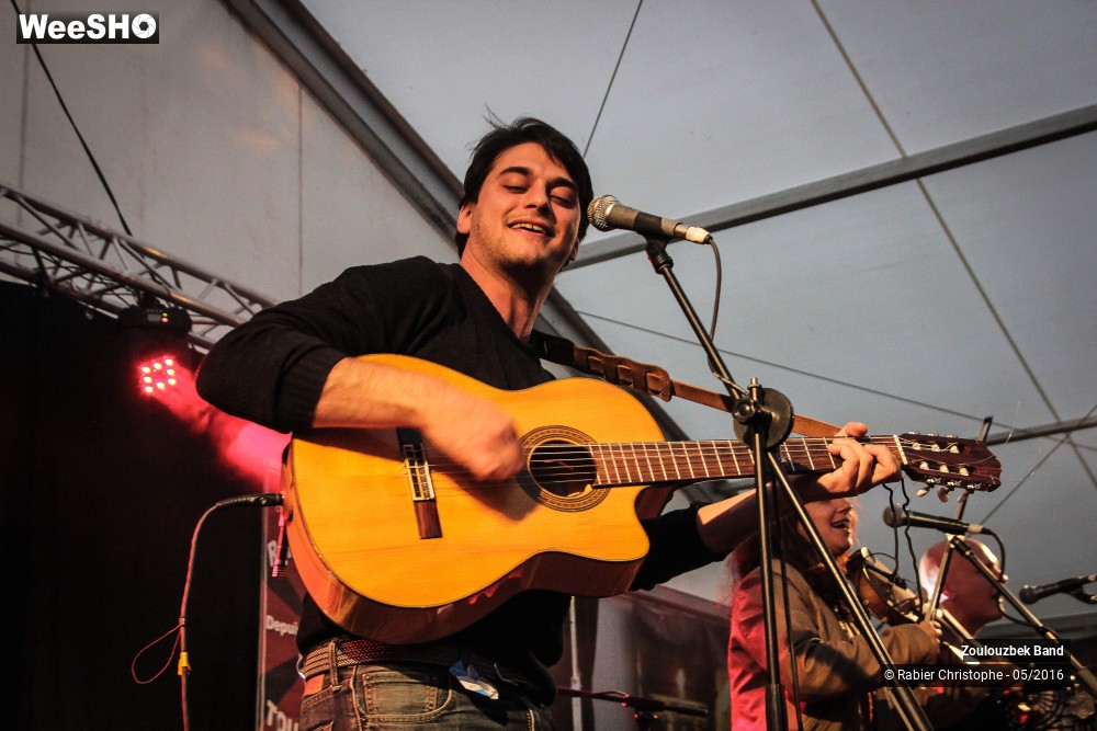 28/33 photos du spectacle Zoulouzbek Band