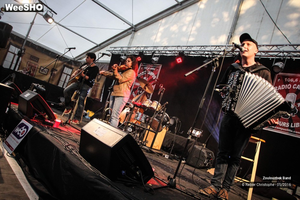 32/33 photos du spectacle Zoulouzbek Band