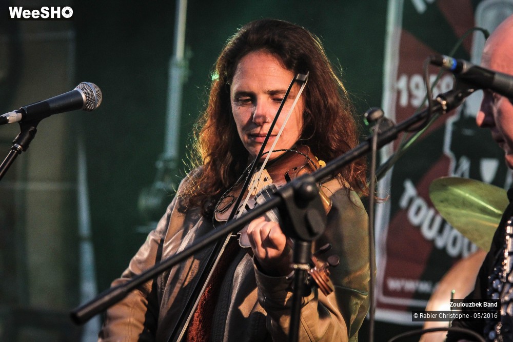 33/33 photos du spectacle Zoulouzbek Band