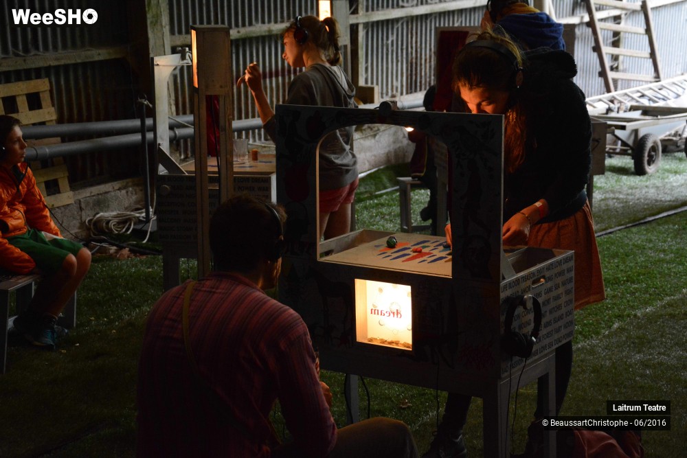 2/17 photos du spectacle Micro-Shakespeare