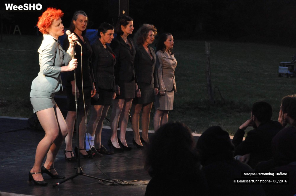 2/41 photos du spectacle M.A.M.A.E