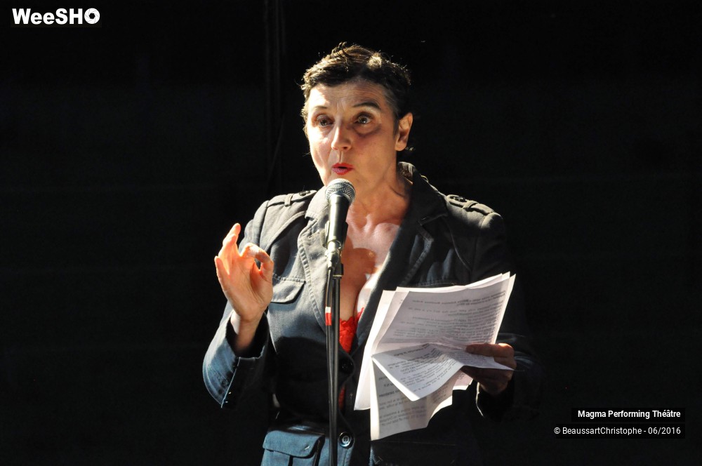 12/41 photos du spectacle M.A.M.A.E