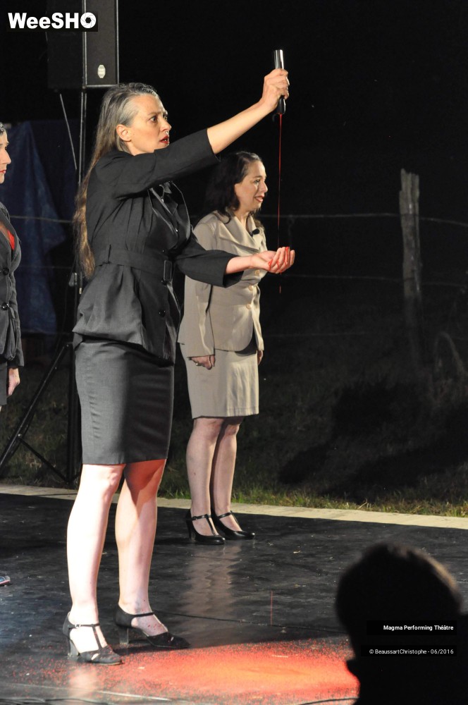 13/41 photos du spectacle M.A.M.A.E