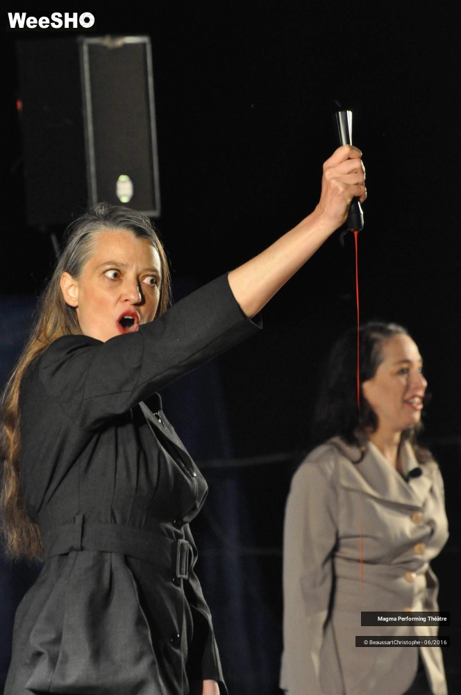 25/41 photos du spectacle M.A.M.A.E
