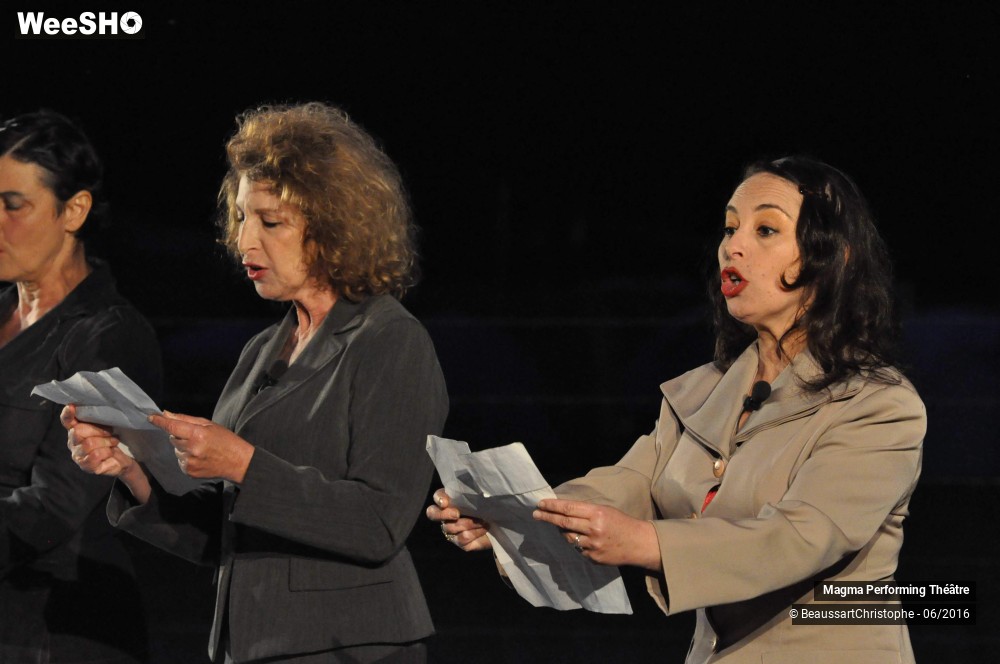 40/41 photos du spectacle M.A.M.A.E