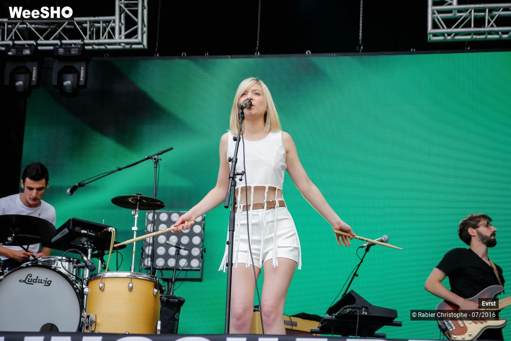 51/51 photos du spectacle Evrst