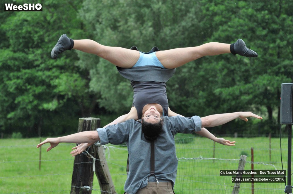 1/43 photos du spectacle Le Banc