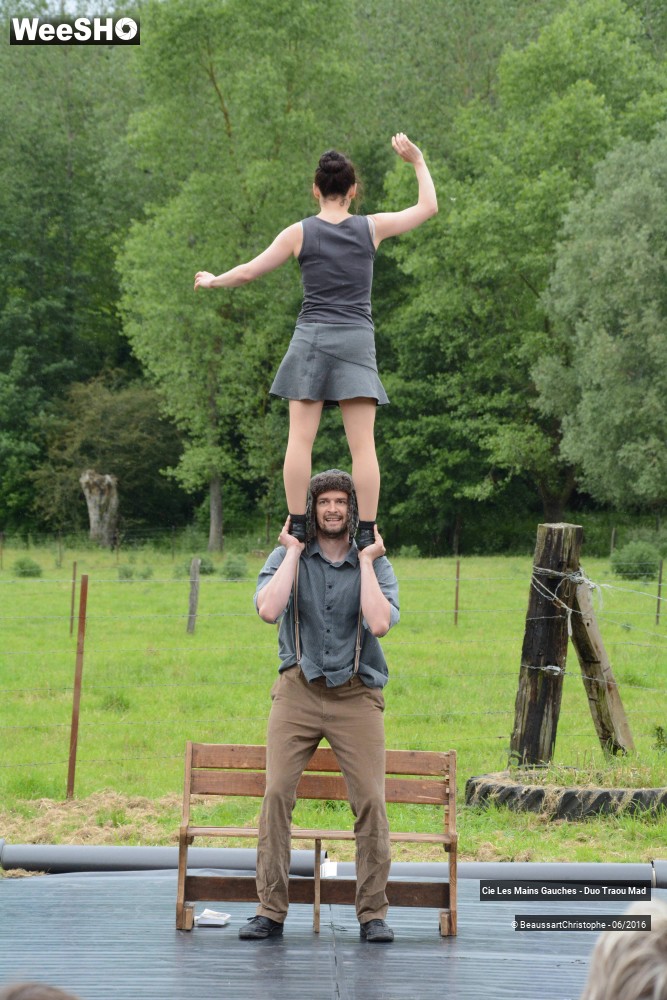 14/43 photos du spectacle Le Banc