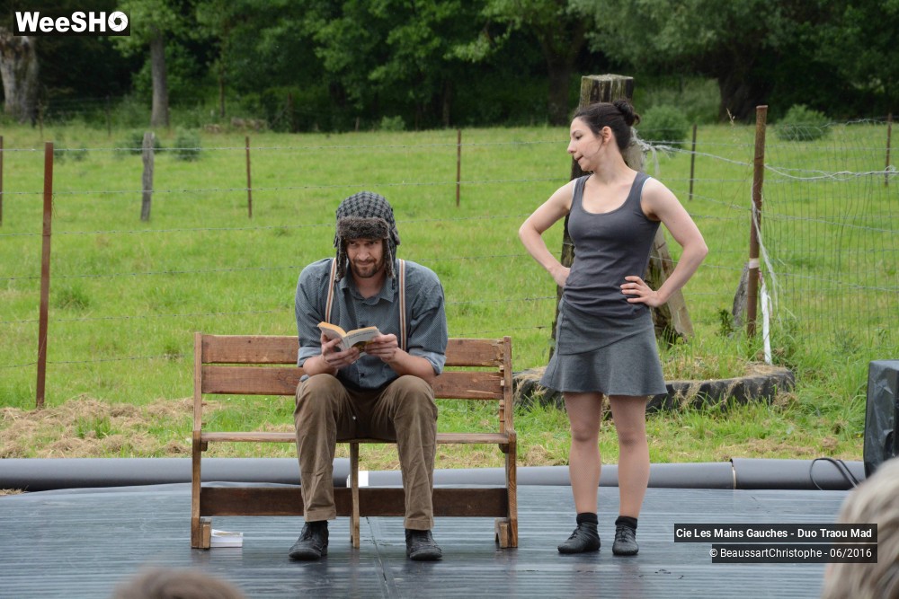 22/43 photos du spectacle Le Banc