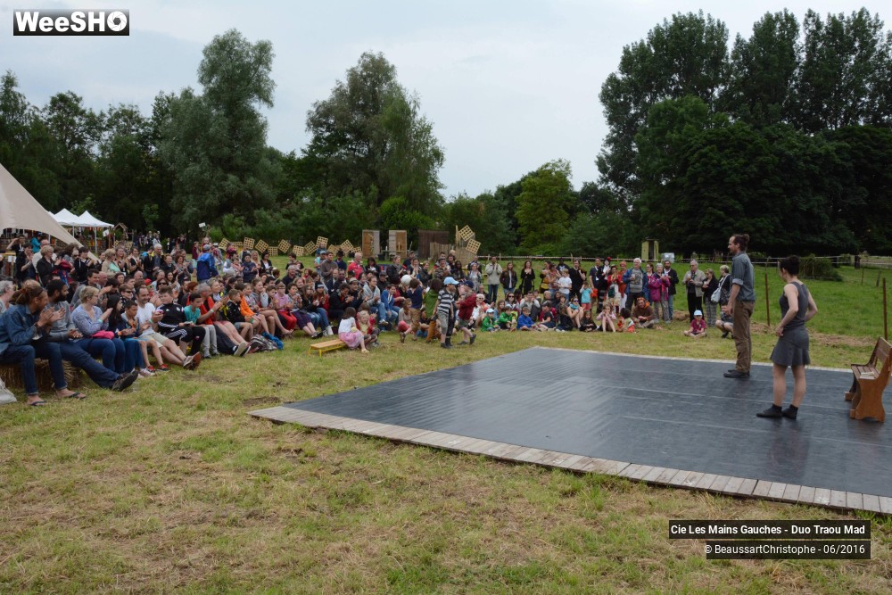 30/43 photos du spectacle Le Banc
