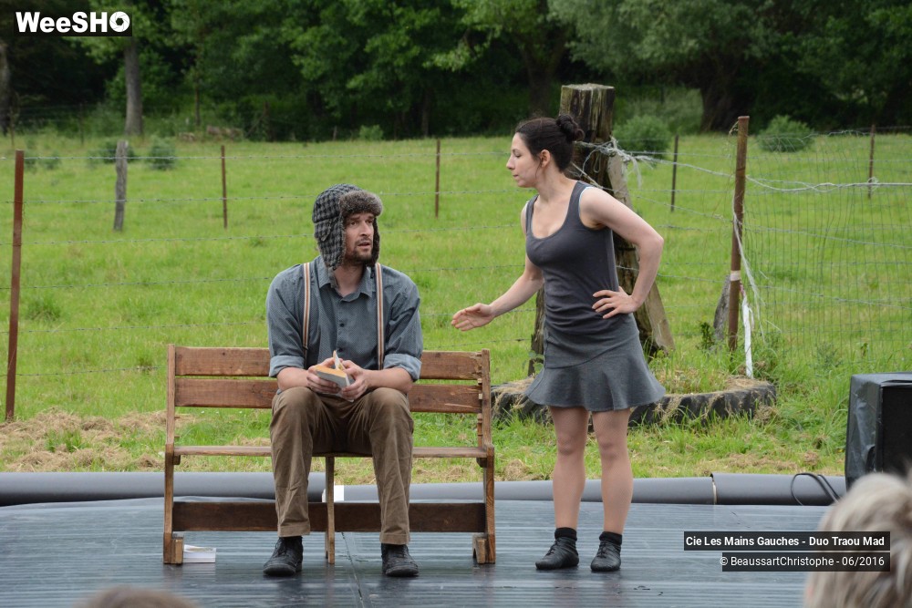 34/43 photos du spectacle Le Banc