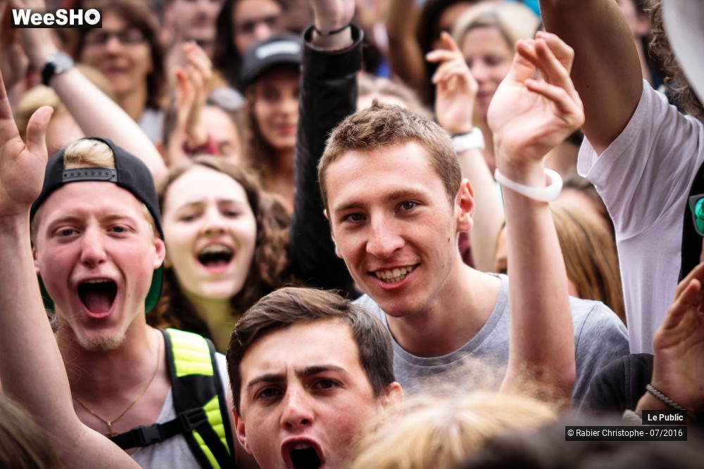 9/48 photos du spectacle Main Square 2016 Ambiance J3
