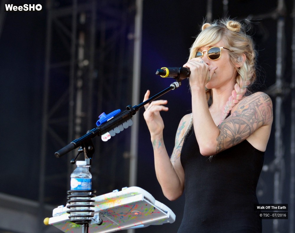 4/18 photos du spectacle Walk Off The Earth