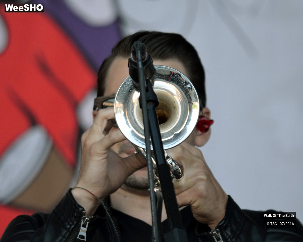 10/18 photos du spectacle Walk Off The Earth