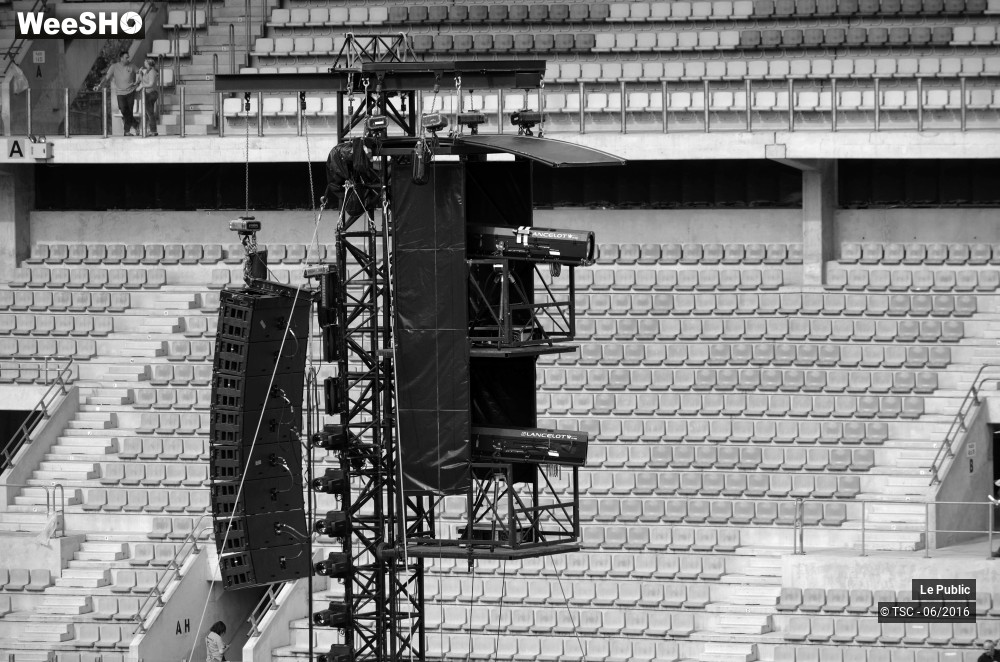 12/44 photos du spectacle Johnny Hallyday Ambiance