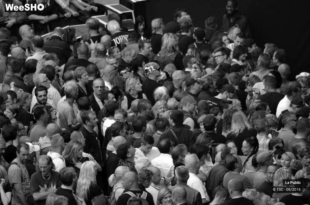 39/44 photos du spectacle Johnny Hallyday Ambiance