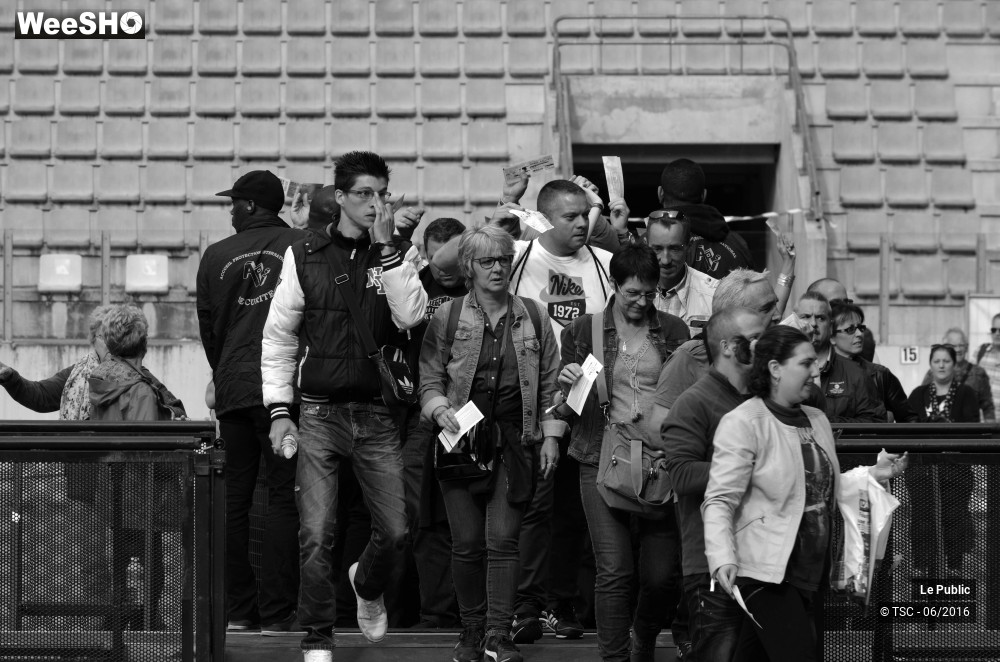 44/44 photos du spectacle Johnny Hallyday Ambiance