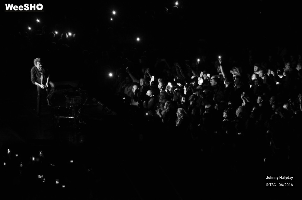 36/36 photos du spectacle Johnny Hallyday