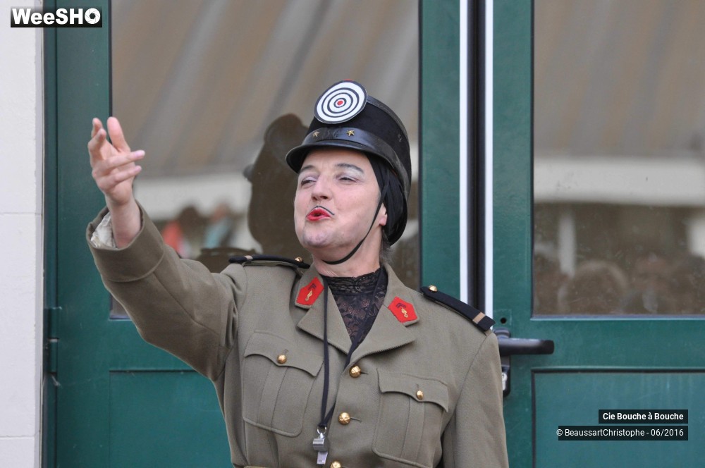 8/38 photos du spectacle Tentative(s) de Résistance(s)