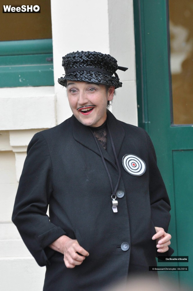 10/38 photos du spectacle Tentative(s) de Résistance(s)