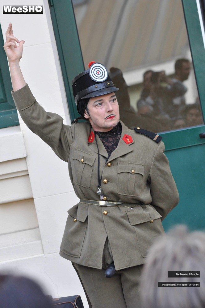 16/38 photos du spectacle Tentative(s) de Résistance(s)