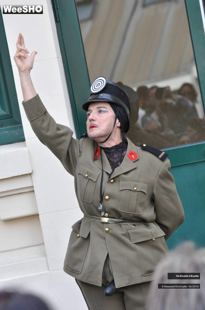 28/38 photos du spectacle Tentative(s) de Résistance(s)