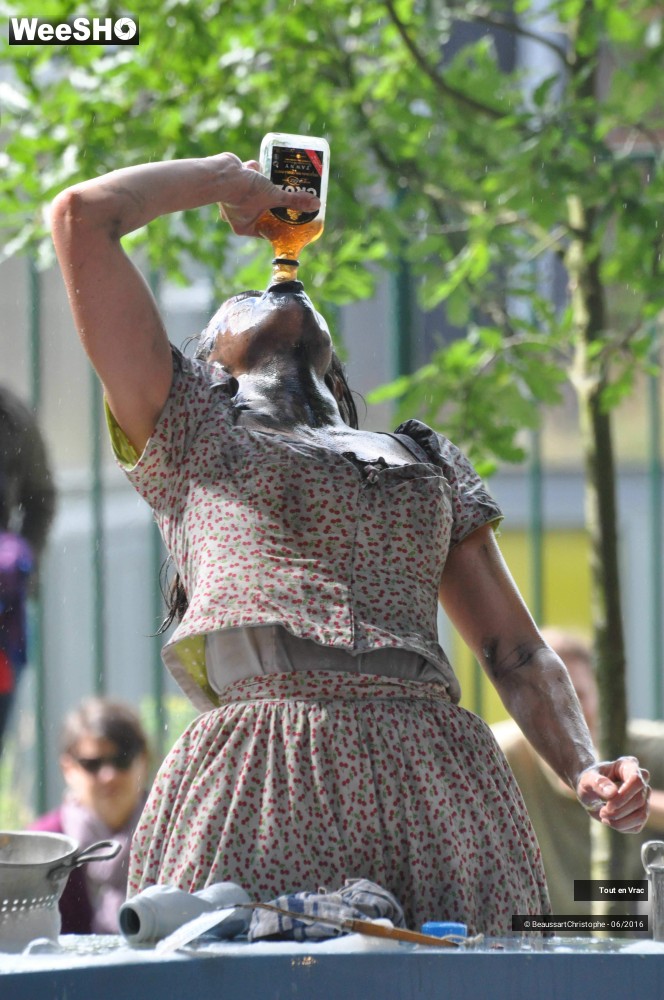 48/49 photos du spectacle La Cuisinière