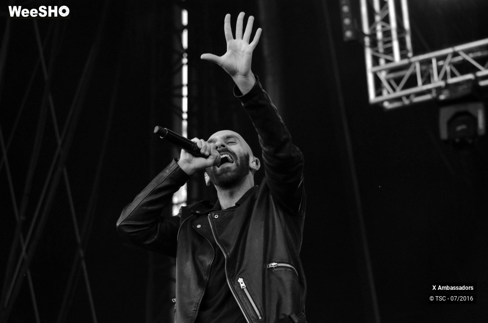 1/26 photos du spectacle x Ambassadors