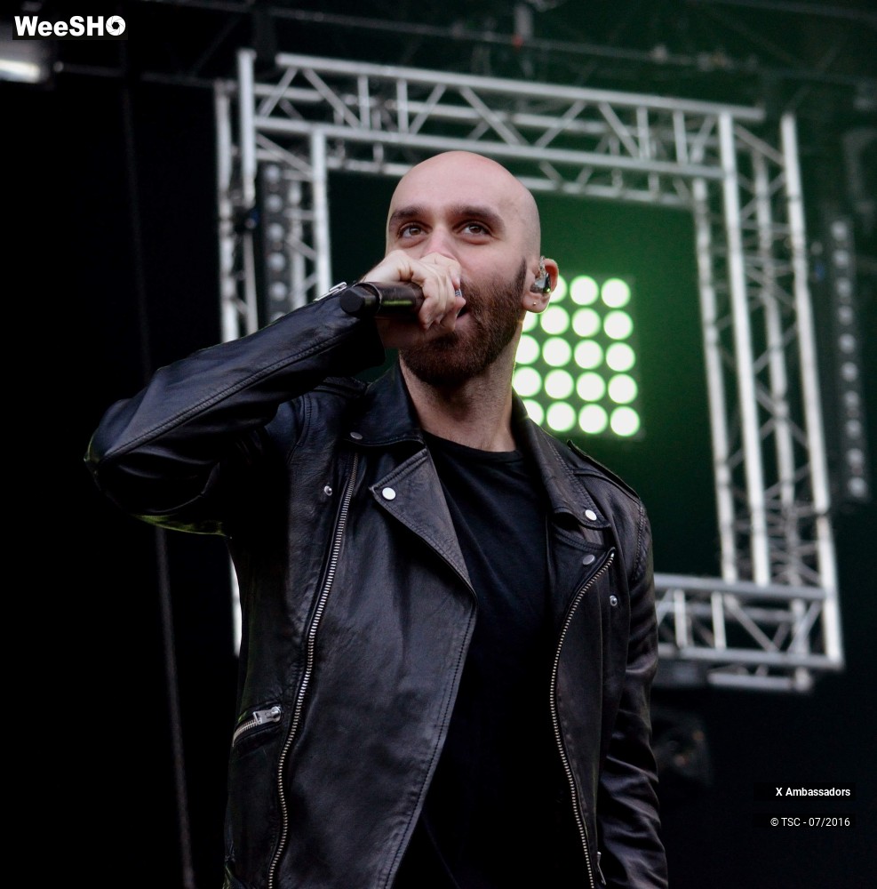 16/26 photos du spectacle x Ambassadors
