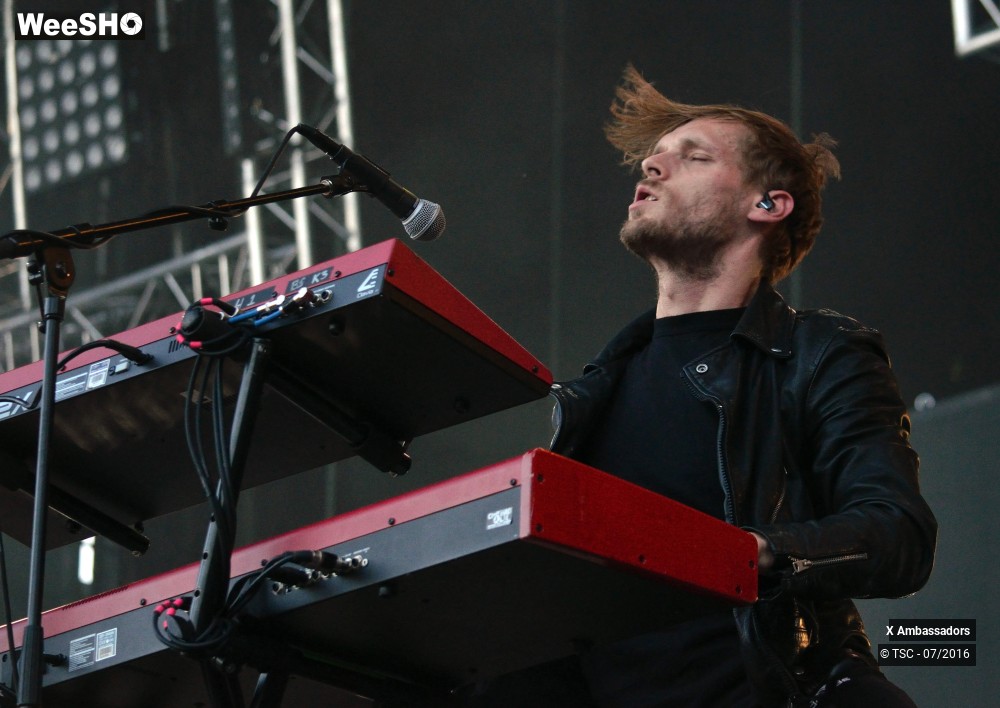 17/26 photos du spectacle x Ambassadors