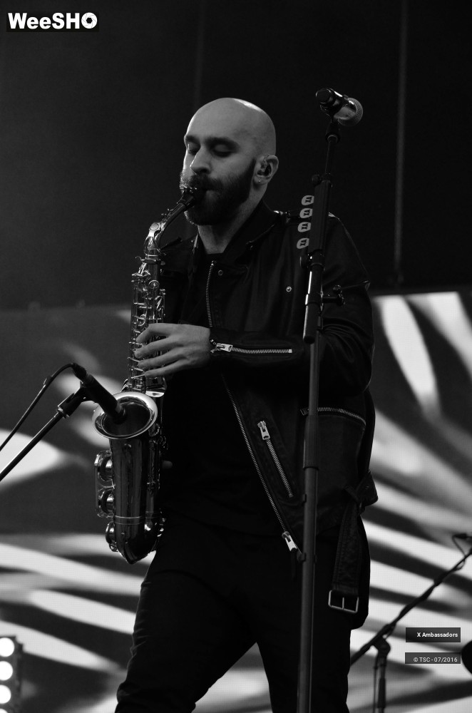 19/26 photos du spectacle x Ambassadors