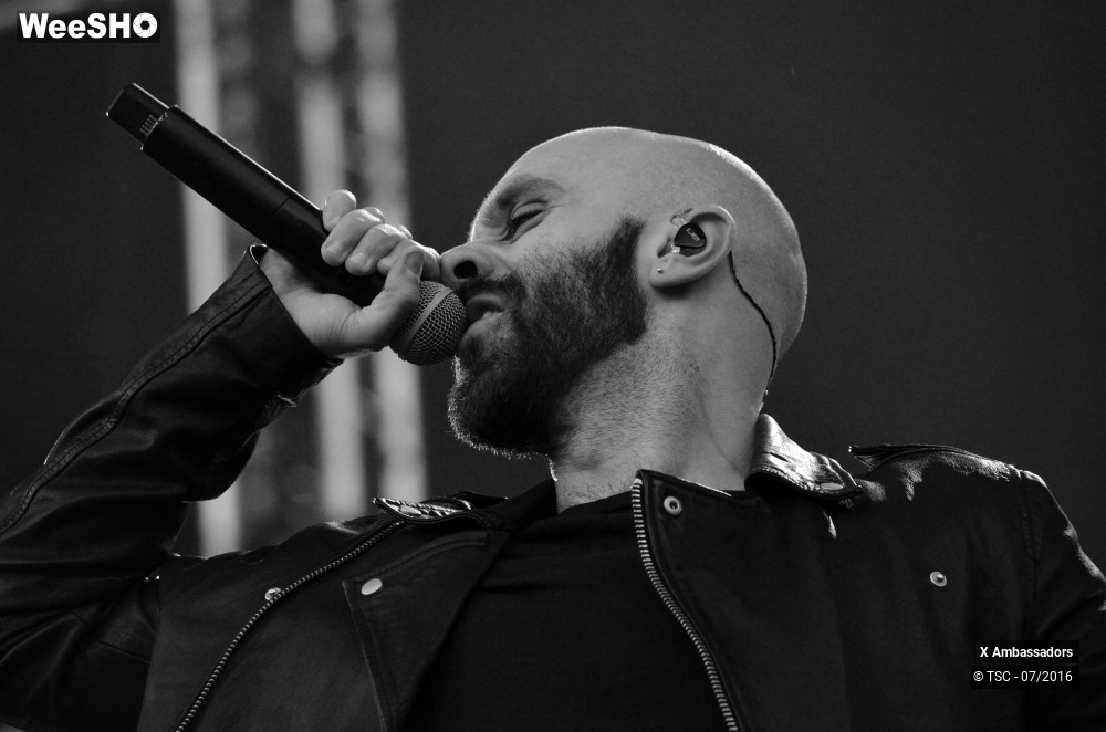 24/26 photos du spectacle x Ambassadors