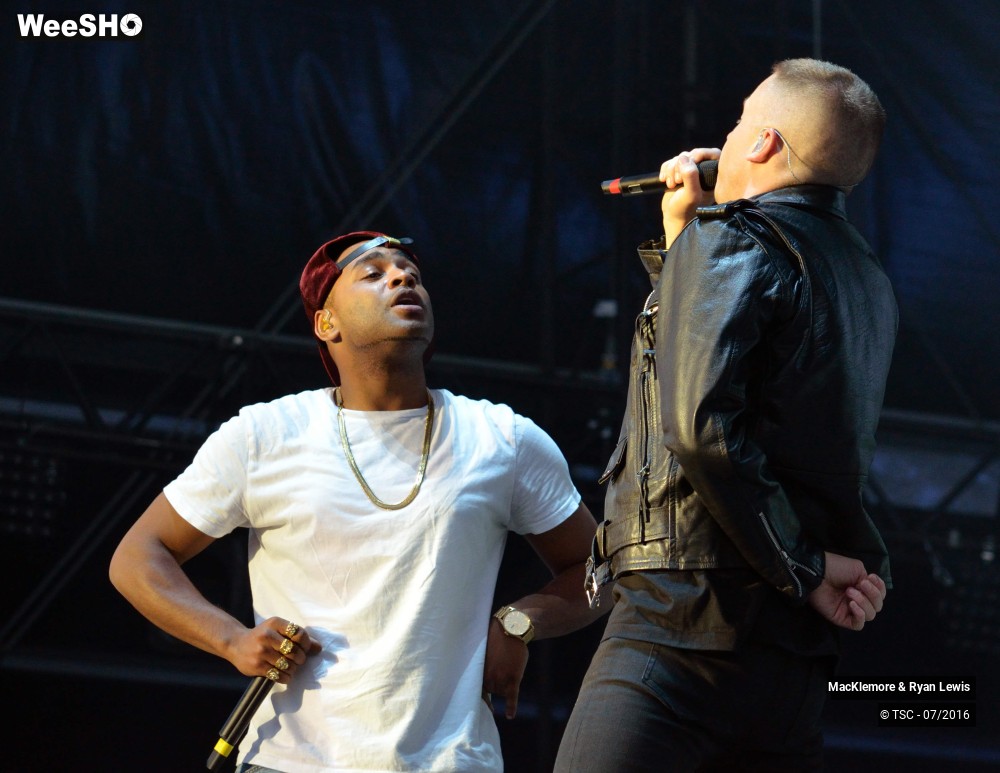 3/32 photos du spectacle MacKlemore & Ryan Lewis