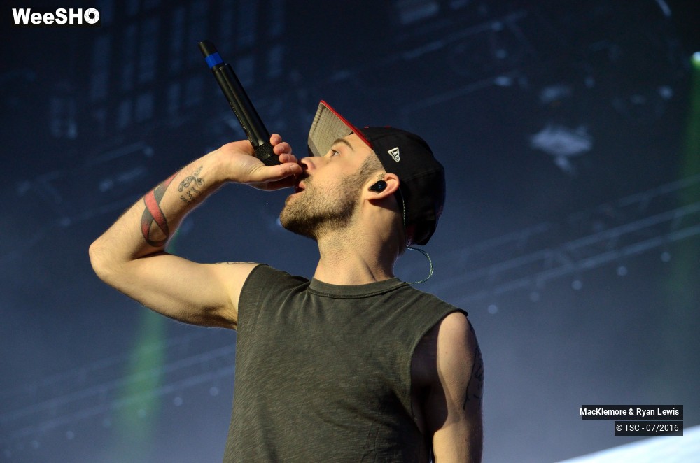 6/32 photos du spectacle MacKlemore & Ryan Lewis